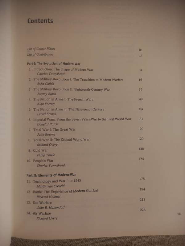 The Oxford Illustrated History of Modern War - Charles Townshend