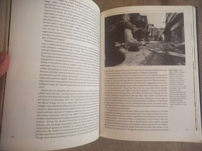 The Oxford Illustrated History of Modern War - Charles Townshend