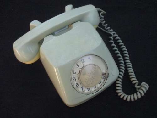 VINTAGE TELEPHONE
