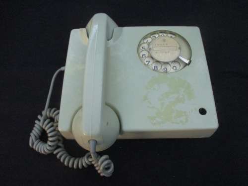 VINTAGE TELEPHONE