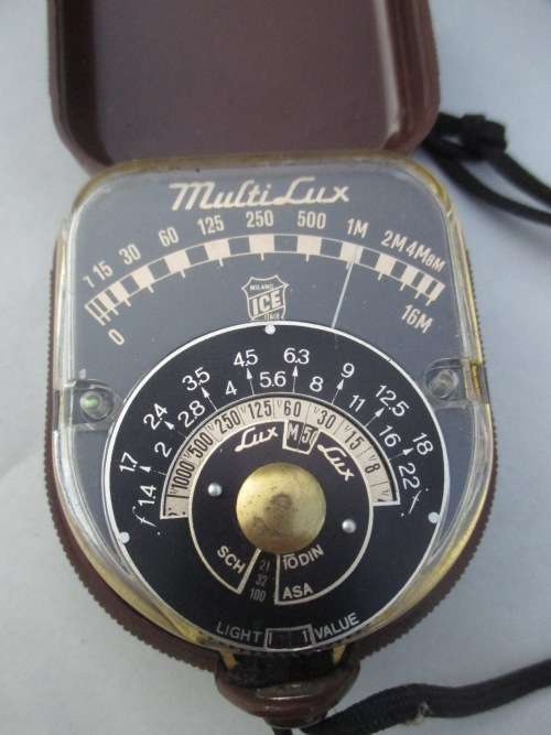 VINTAGE MULTI LUX LIGHT METER (CAMERA PHOTOGRAPHY )