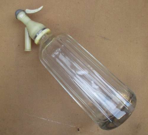 VINTAGE SODA SIPHON