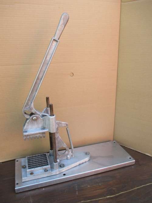 CHIP CUTTER