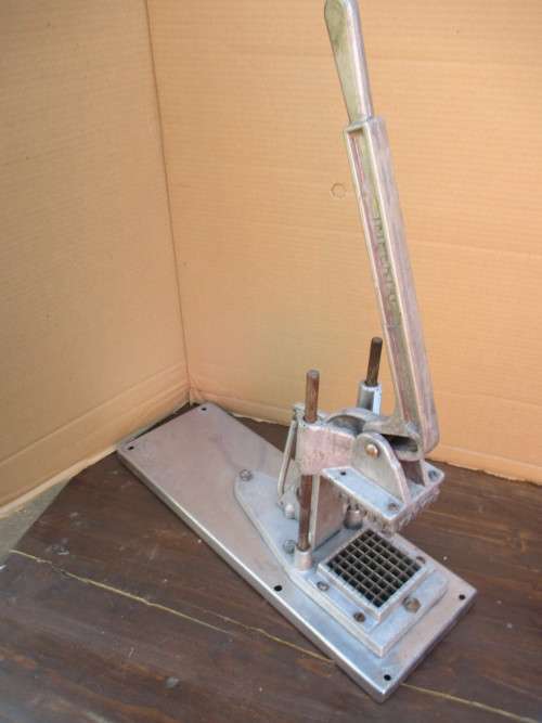 CHIP CUTTER