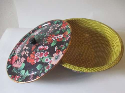 VINTAGE FLOWER TIN BOWL