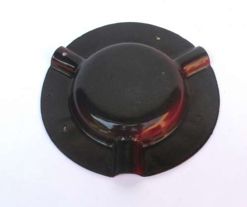VINTAGE ENAMEL WINKLESPRUIT/AMANZIMTOTI ADVERTISING ASHTRAY