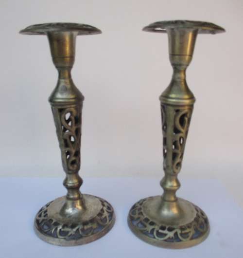 VINTAGE CANDLE STAND