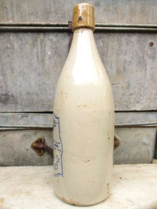 SHILLINGS KIMBERLEY GINGER BEER BOTTLE