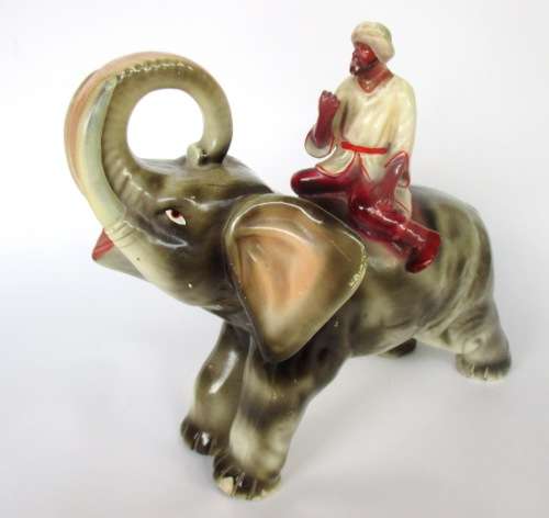 ELAPHANT FIGURINE SOUVENIR LM