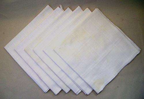 6 WHITE VINTAGE LINEN NAPKINS