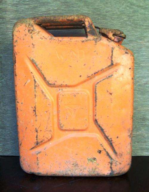 OLD MILITARY JERRY CAN