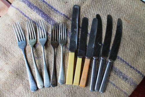 VINTAGE CUTLERY