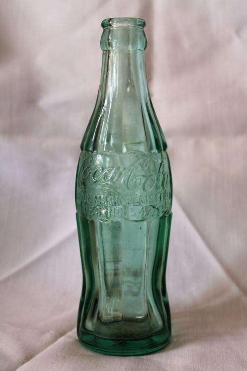 VINTAGE COCA COLA BOTTLE PAT. 1937