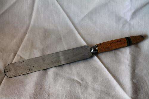 VINTAGE SKYLINE KNIFE