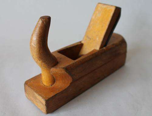 WOODEN BLOCK PLANE