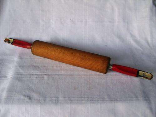 VINTAGE SKYLINE ROLLING PIN