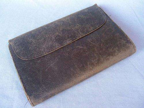 VINTAGE LEATHER WALLET