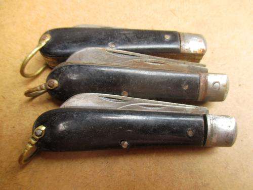VINTAGE POCKET KNIFES x3