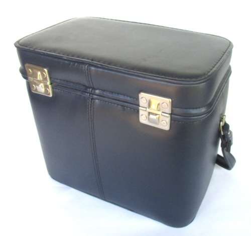 VINTAGE BLUE VANITY CASE