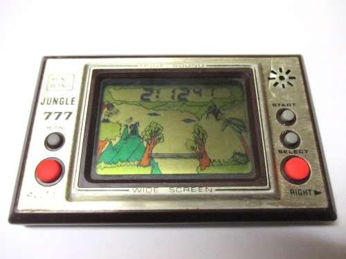 VINTAGE SUN WING/NINTENDO JUNGLE 777 HANDHELD GAME