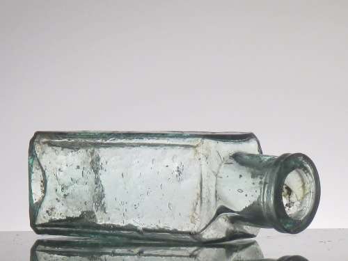 ANTIQUE STRAW HAT POLISH BOTTLE