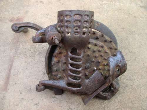 ANTIQUE CORN SHELLER/COD STRIPPER