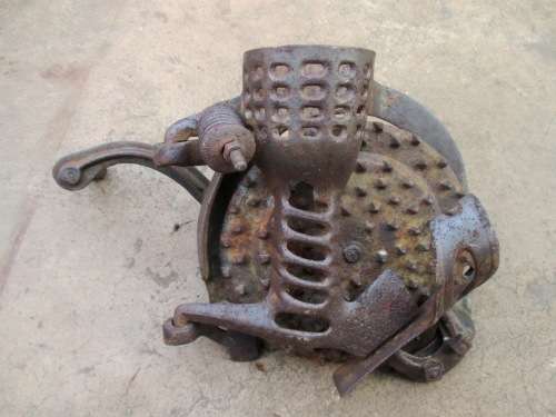 ANTIQUE CORN SHELLER/COD STRIPPER