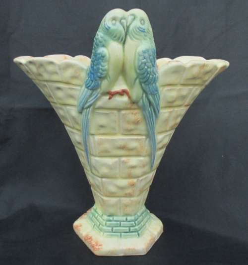 BUGGIE FLOWER VASE