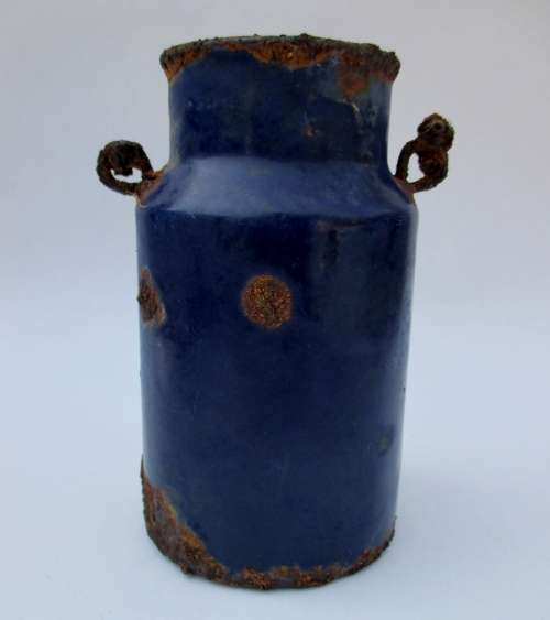 VINTAGE ENAMEL BILLY CAN