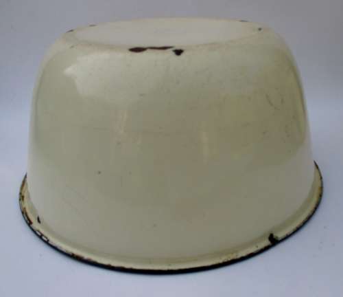 VINTAGE ENAMEL DEEP BOWL