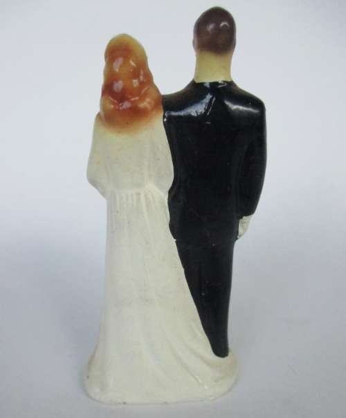WEDDING CAKE DECORATION