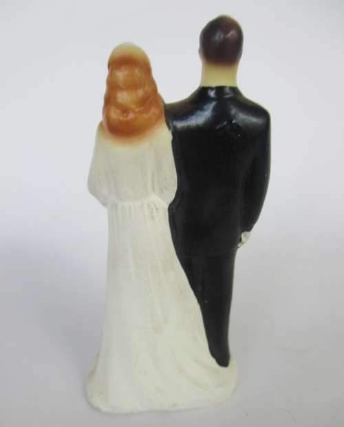 WEDDING CAKE DECORATION