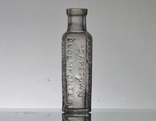 ANTIQUE PETERSE LIMTED BOTTLE