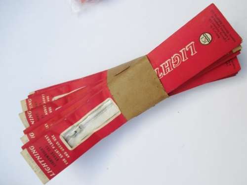 VINTAGE SEWING BIAS BINDING/LINT/ZIP LOT