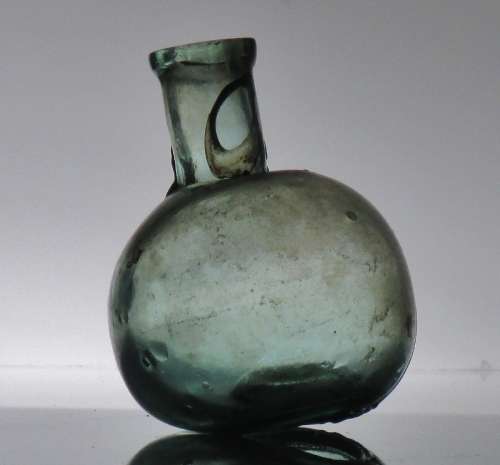 ANTIQUE SMALL PONTIL BOTTLE