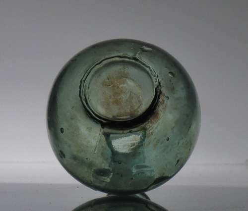 ANTIQUE SMALL PONTIL BOTTLE