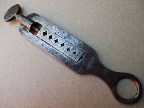 VINTAGE HENRY BOKER WHITWORTH TREAD CUTTER