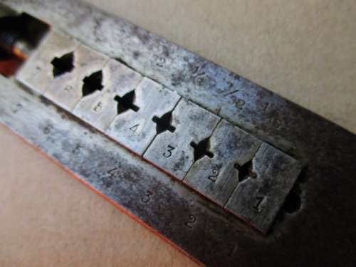 VINTAGE HENRY BOKER WHITWORTH TREAD CUTTER