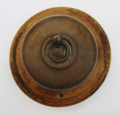VINTAGE LIGHT SWITCH