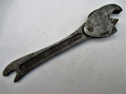 FASTFIT ADJUSTABLE WRENCH