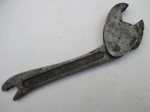 FASTFIT ADJUSTABLE WRENCH