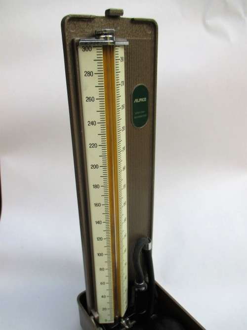 BLOOD PRESURE TESTER