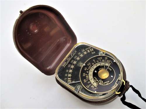 VINTAGE MULTI LUX LIGHT METER