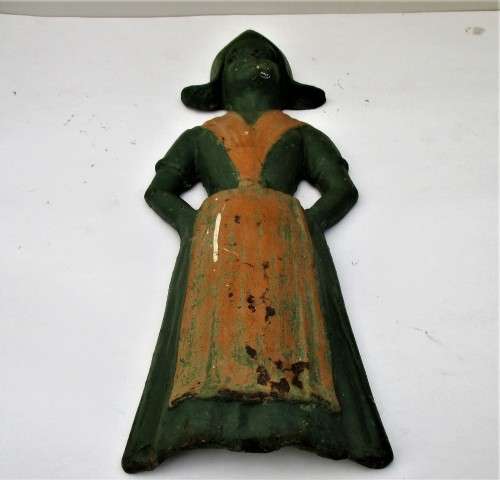 VINTAGE CAST IRON DUTCH GIRL DOOR STOPPER