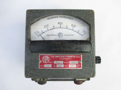 INDUSTRIAL PYROMETER