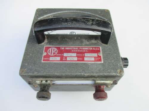 INDUSTRIAL PYROMETER
