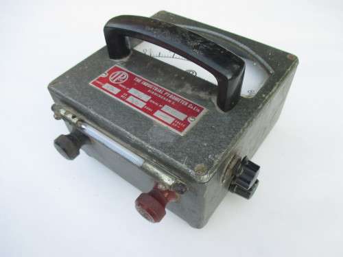 INDUSTRIAL PYROMETER