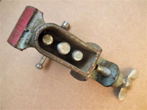 MINIATURE BENCH VICE