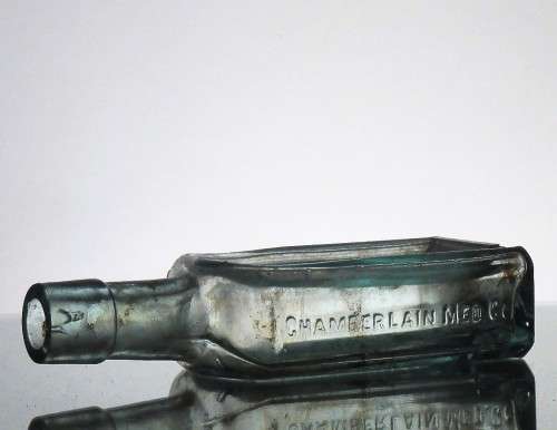 Chaiberlains Colic Colera Remedy Bottle