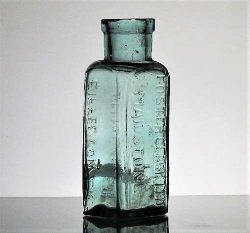 EIFFEL TOWER LEMONADE BOTTLE